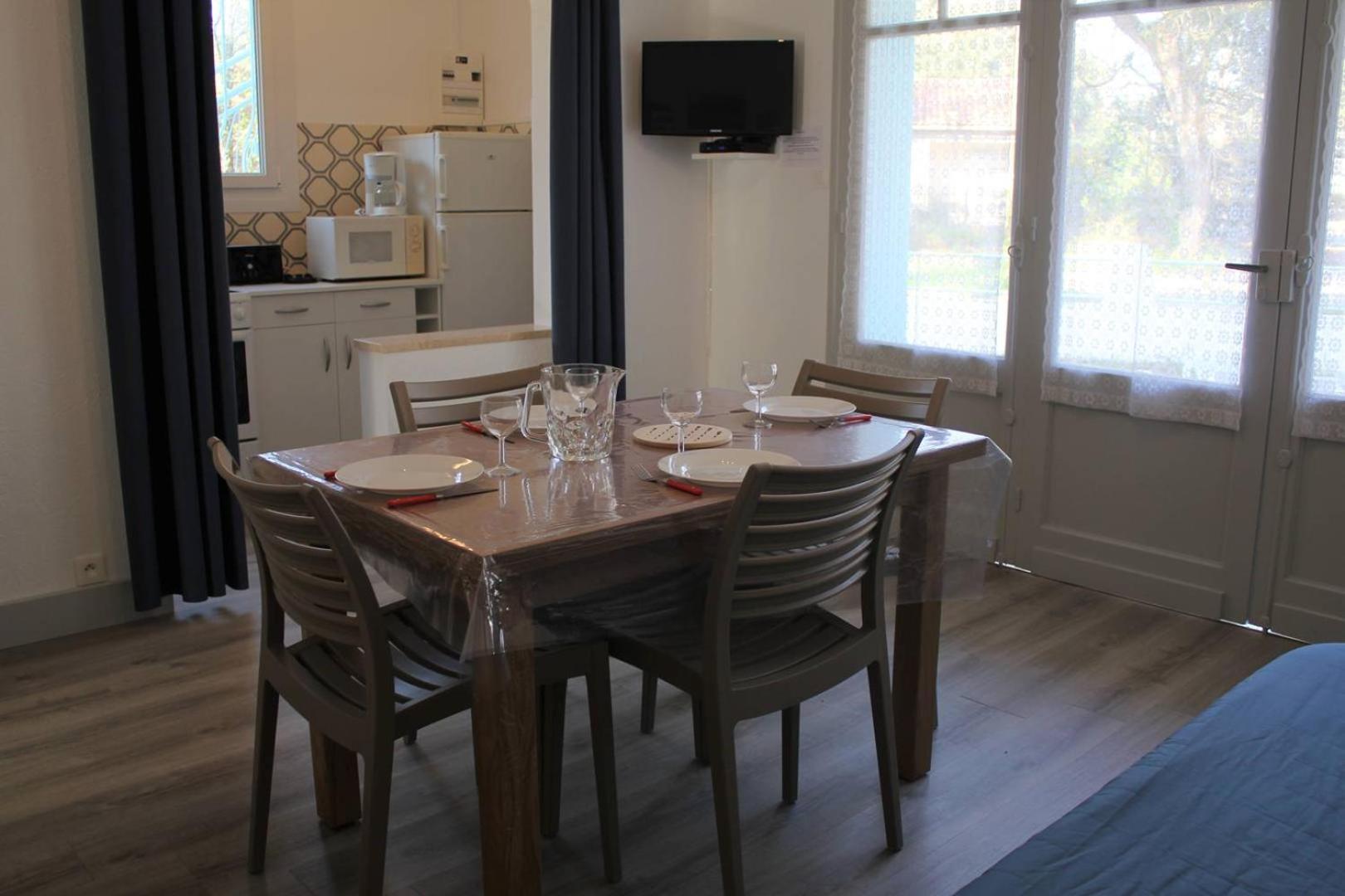 Ronce-les-Bains - APPARTEMENT REZ-DE-CHAUSSÉE droit - 90m de la PLAGE Esterno foto